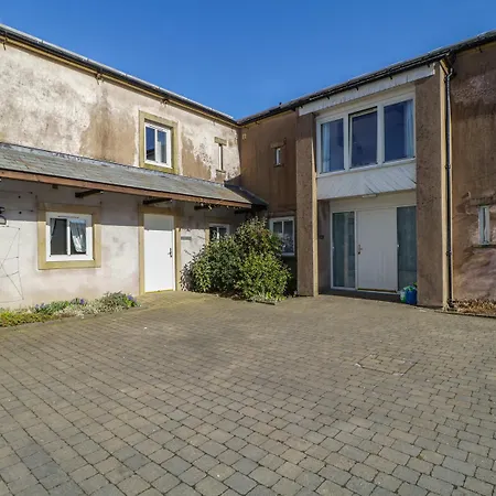 Holiday home Esthers Barn *