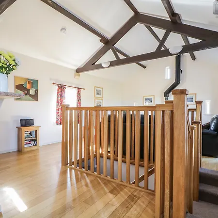 Holiday home Esthers Barn